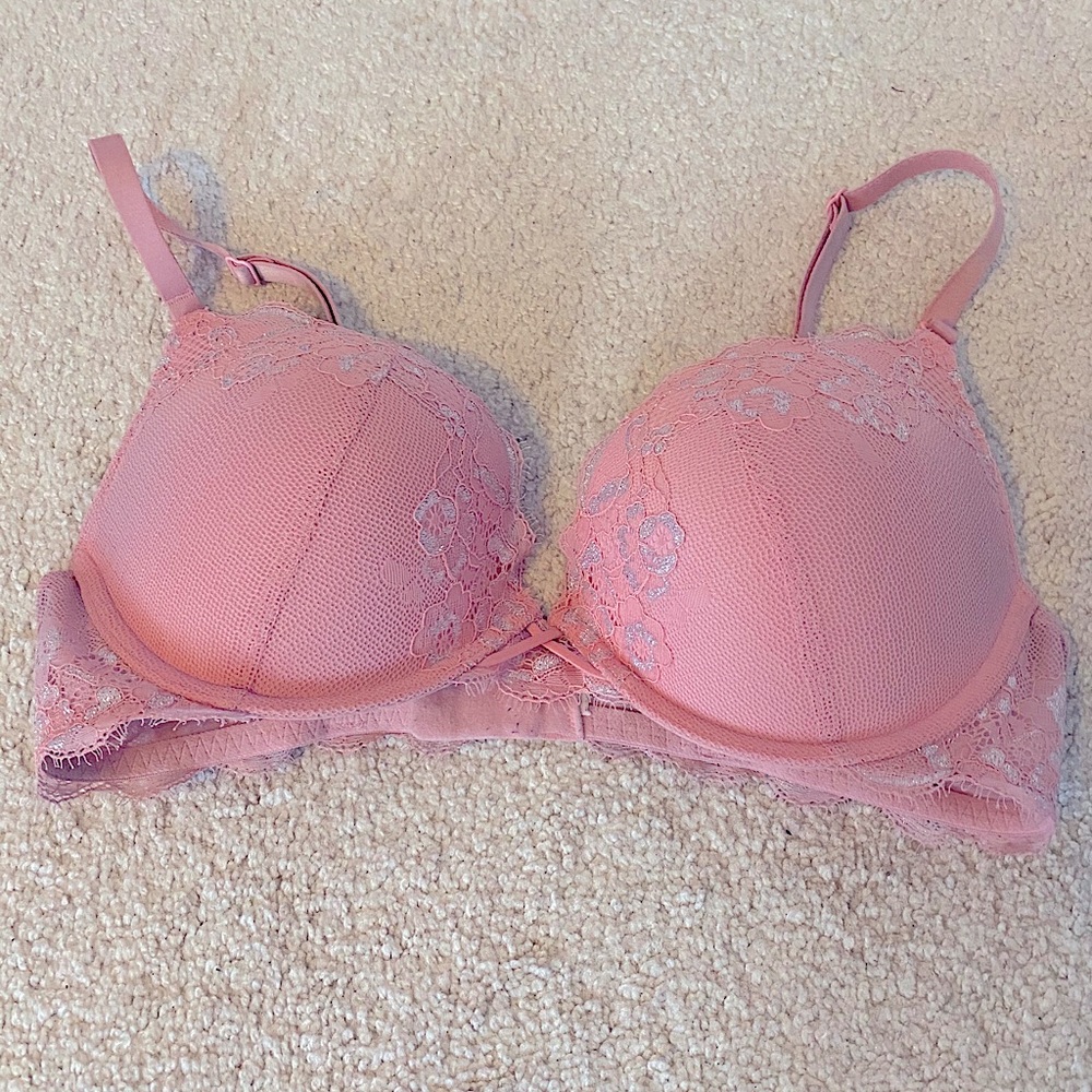 Ambrielle Glittery Lace Push Up Bra